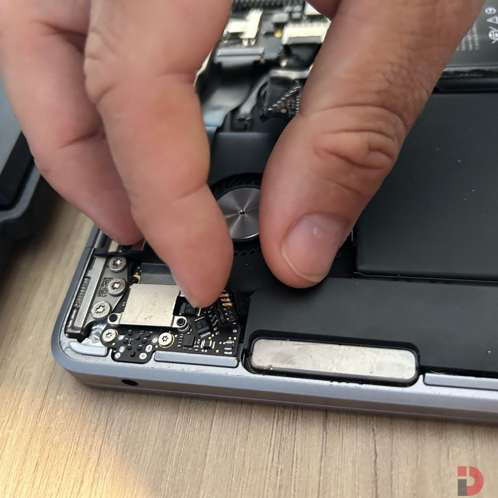 iPad Won't Turn On — Troubleshooting Guide | Vision Computers | Vision ...